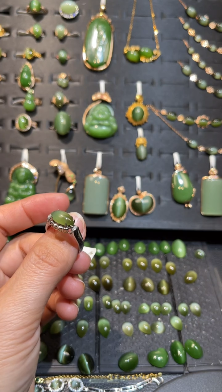 【闪购商品】和田玉碧玉猫眼戒指银S925镶嵌多样性发一