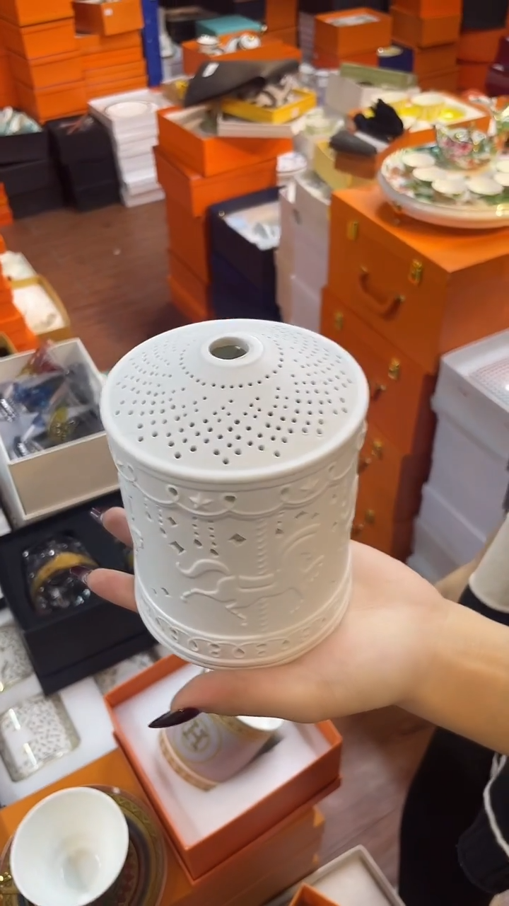 杯鸿辉家品牌瓷器，京东包邮！