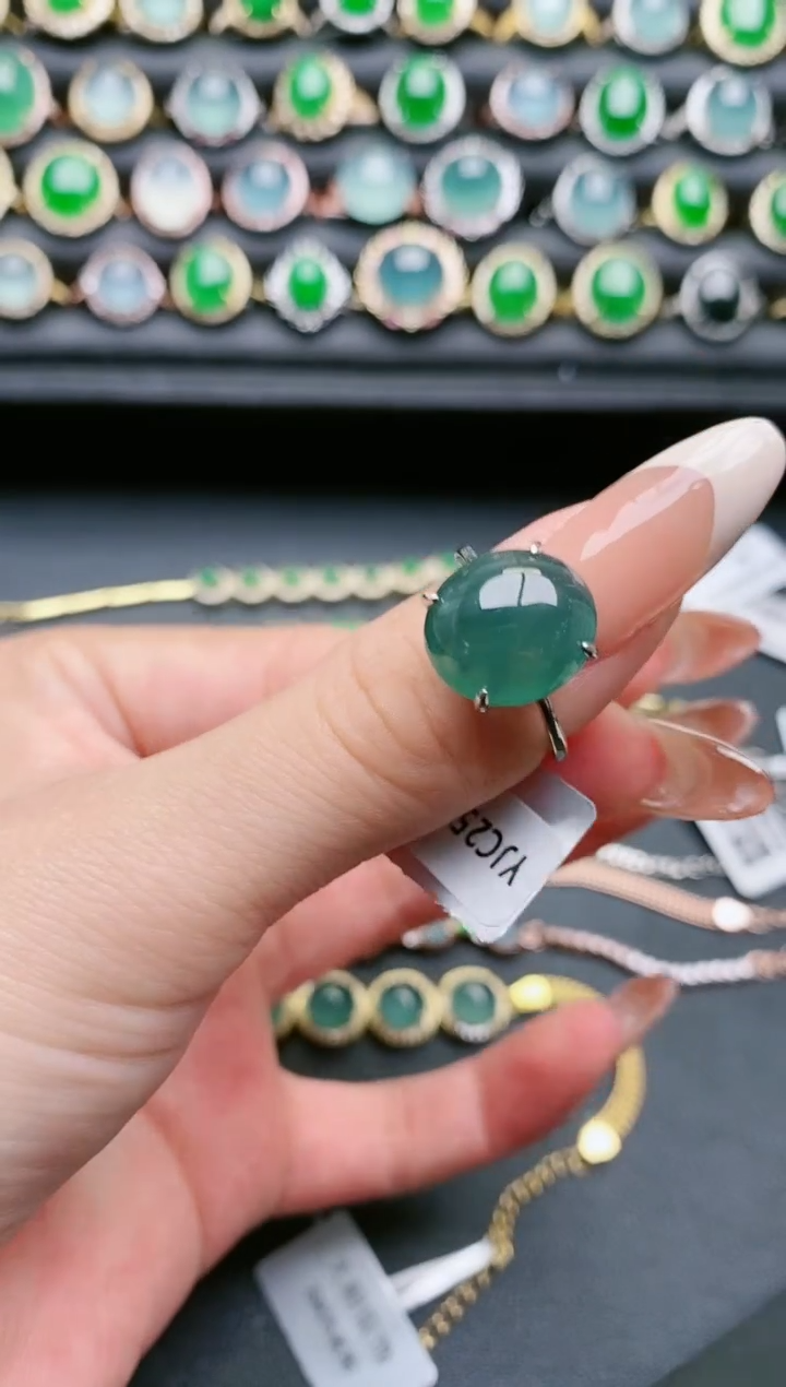 【闪购商品】翡翠戒指银S925镶嵌11111