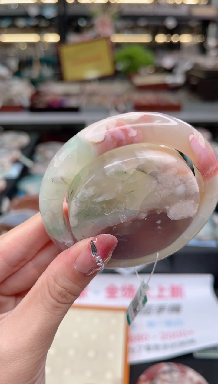 【闪购商品】石英质玉手镯未镶嵌55圈口（赠品镯心）S90454