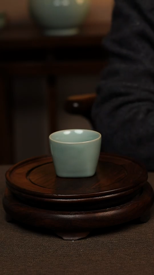 瓷片仿古天青天圆地方杯80ml 微瑕 不带礼盒
