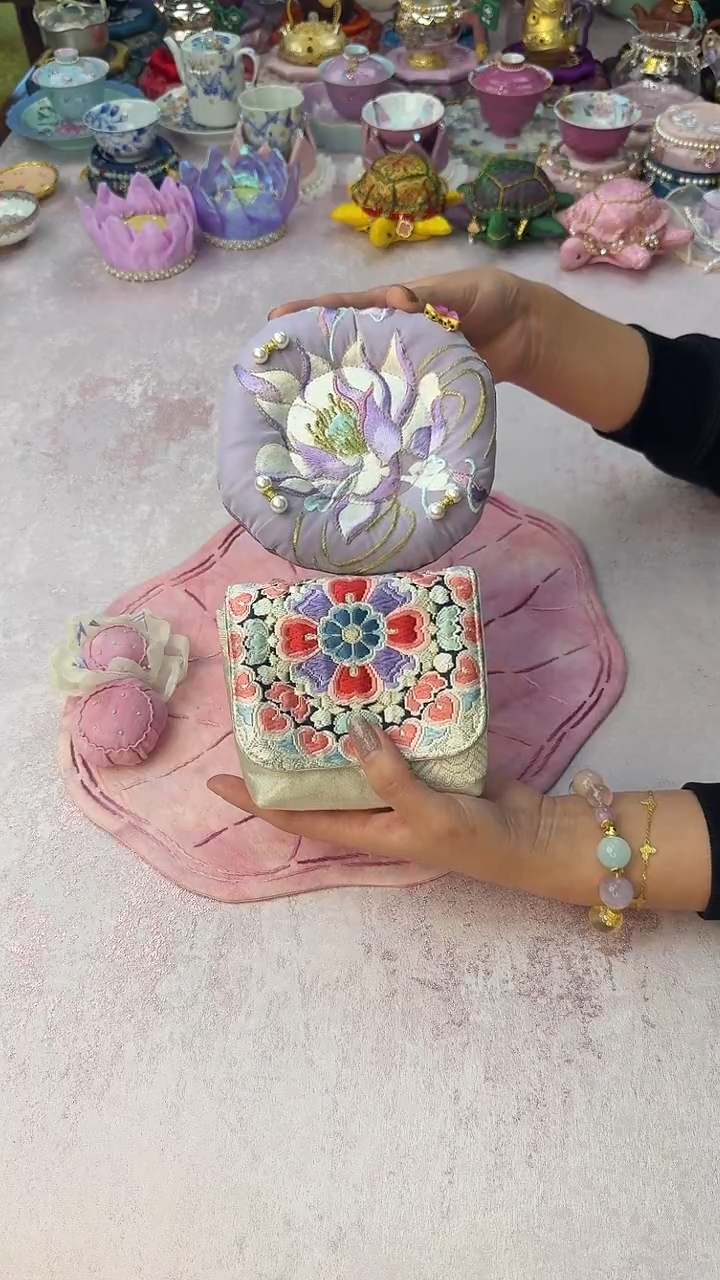 68 山茶花专属链接   微瑕 不退换 西镇织包包＋甜甜圈