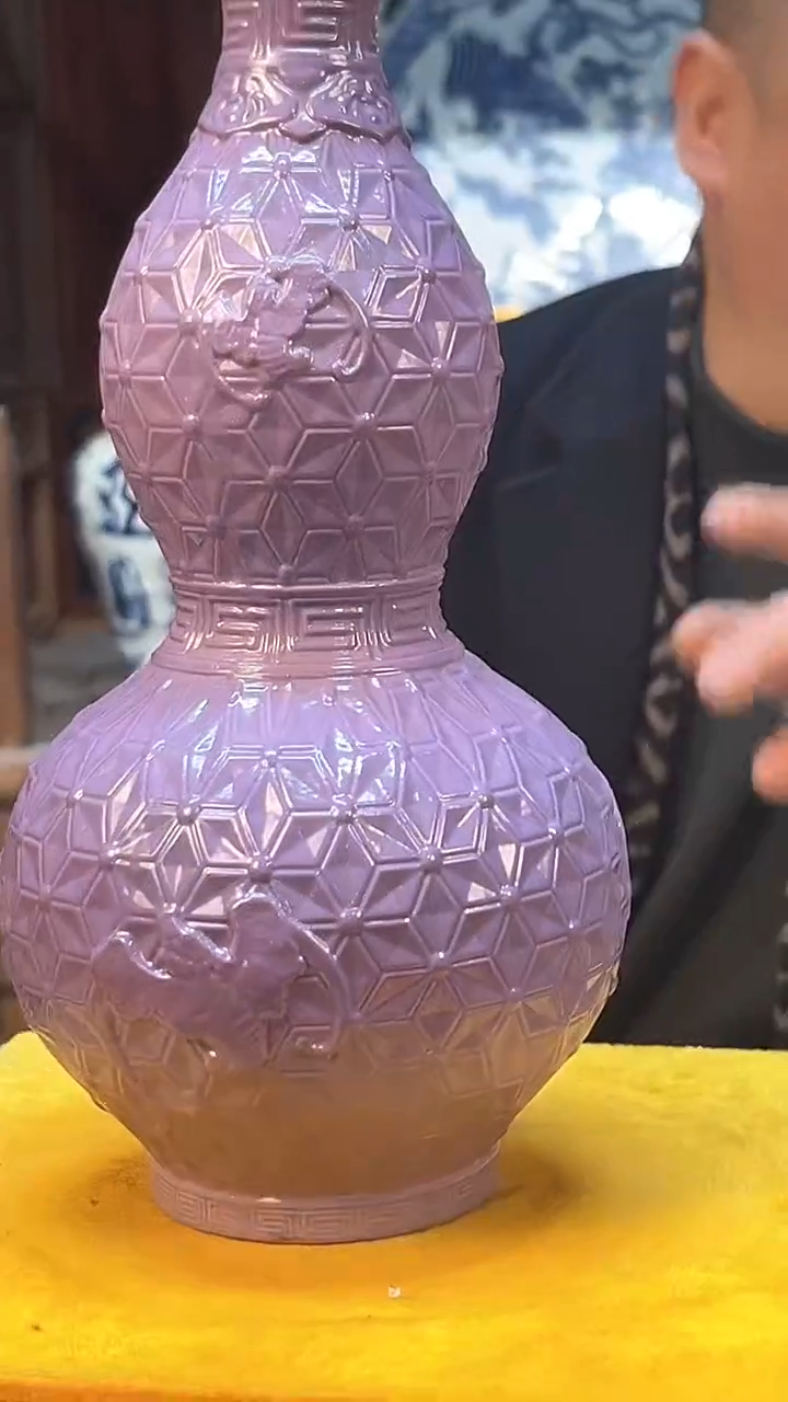 【闪购商品】瓷片24F现代工艺品一个