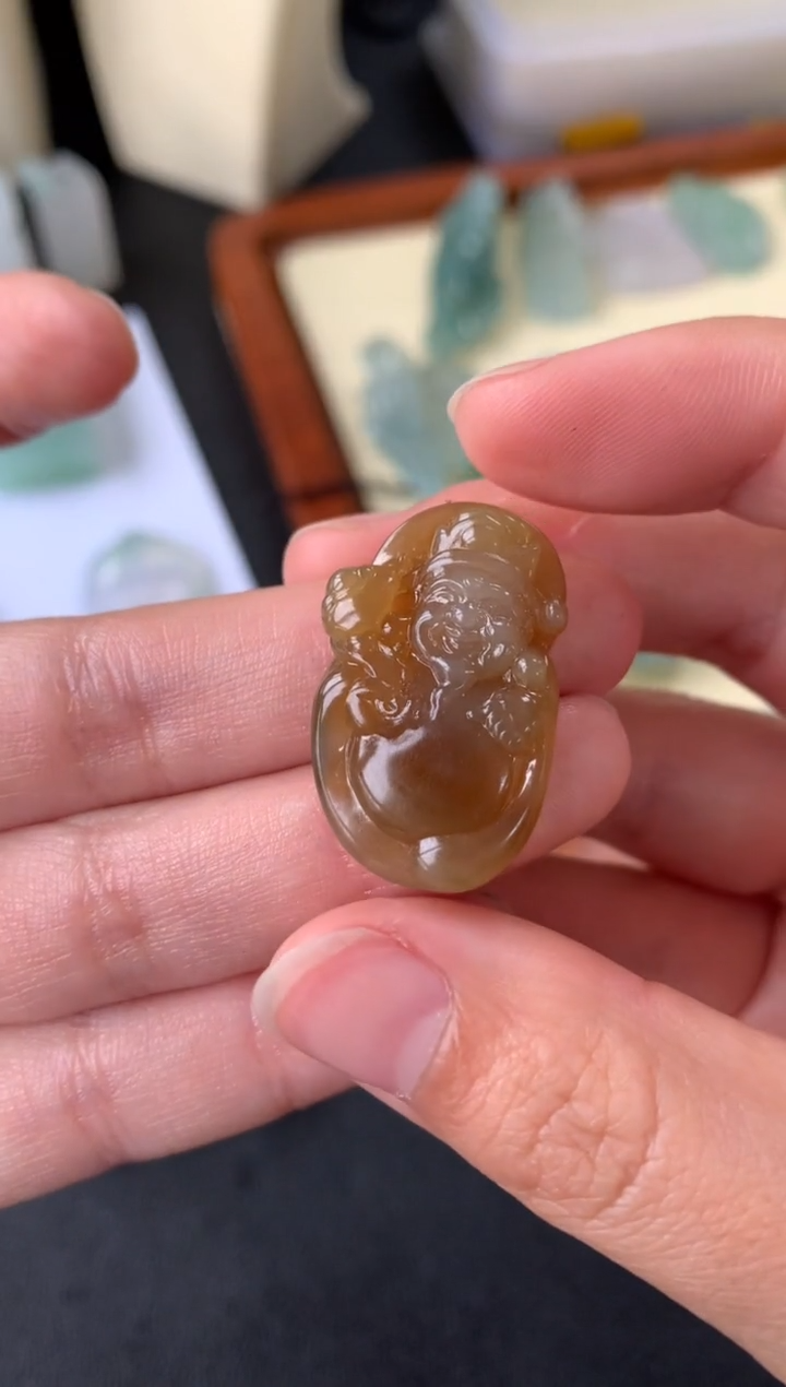 【闪购商品】定制翡翠未镶嵌翡翠