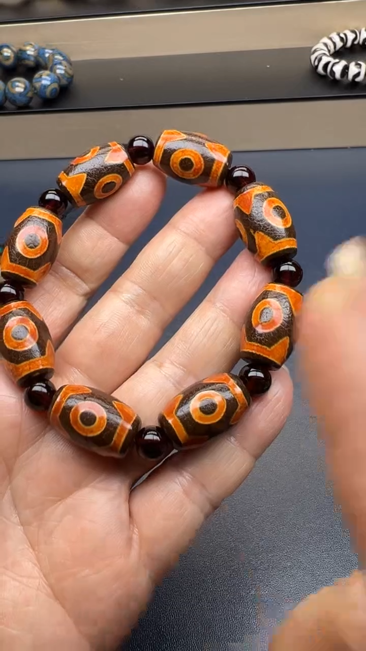 玛瑙/玉髓手串未镶嵌手串