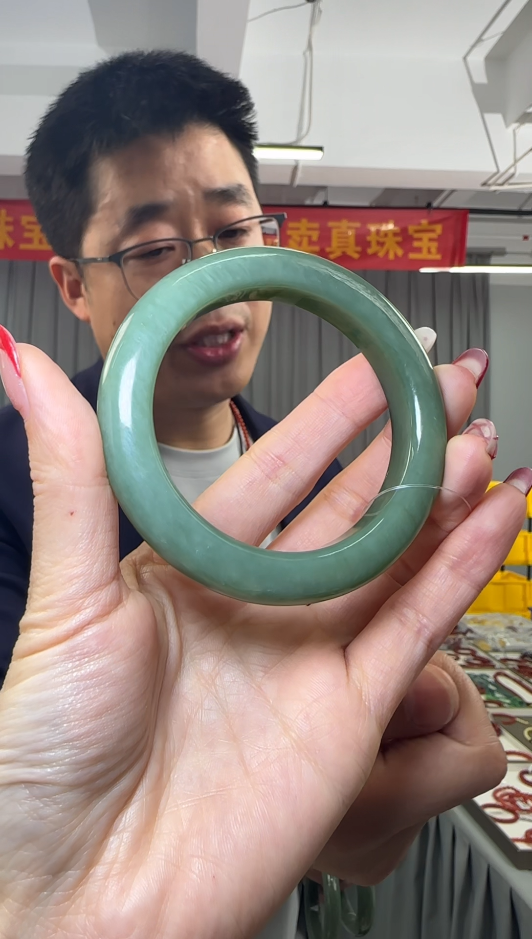 【闪购商品】和田玉手镯未镶嵌鸭蛋青碧玉宽条手镯57#