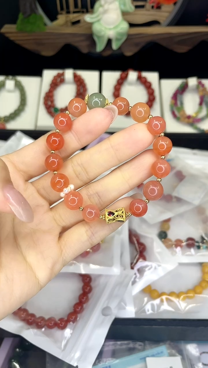 【闪购商品】玛瑙/玉髓手链银S925镀金镶嵌玛瑙手链