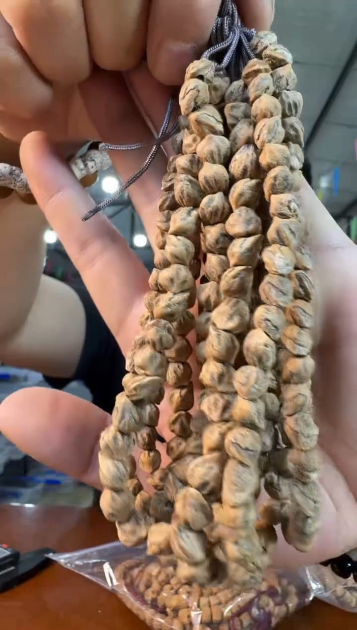 柏香籽/百香籽手串K41实物为准