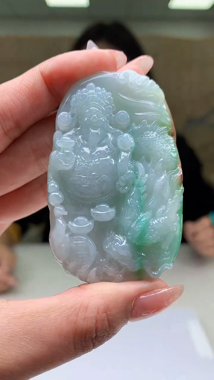 【闪购商品】定制翡翠未镶嵌4829MM-毛货挂件81