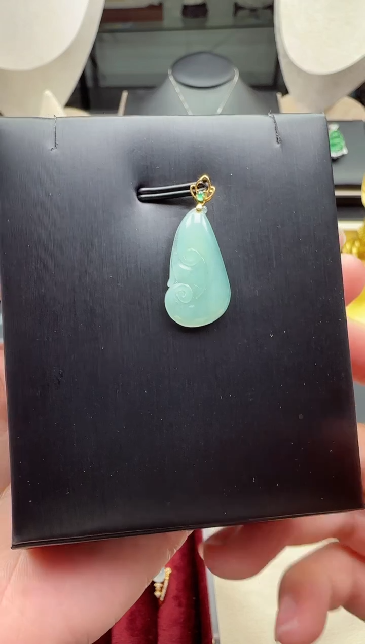 【闪购商品】翡翠吊坠(不含链)18K金镶嵌【海莎一口翠】翡翠挂件1