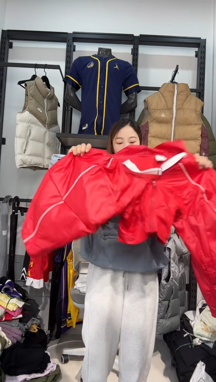 3503闪购编码 Nike/Jordan运动卫衣裤以直播间过款为准 尺码  l