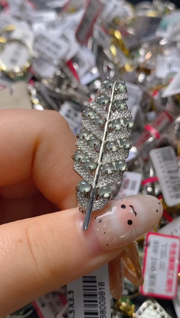 银S925镶嵌戒指翡翠百内无证书