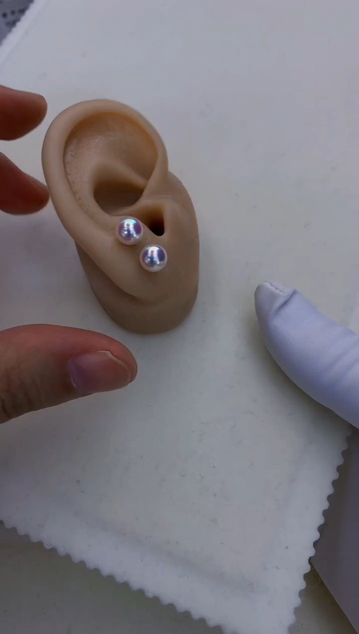 18K金镶嵌海水珍珠饰品6-7素钉定制