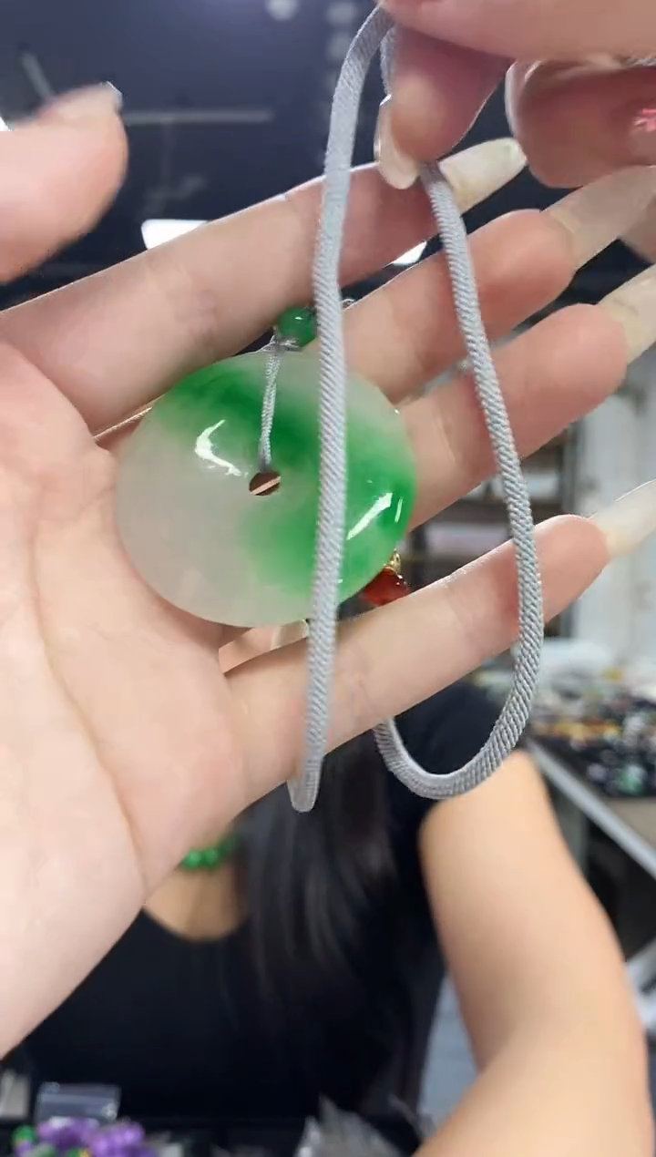 闪购链接多样性发其一颜色微差