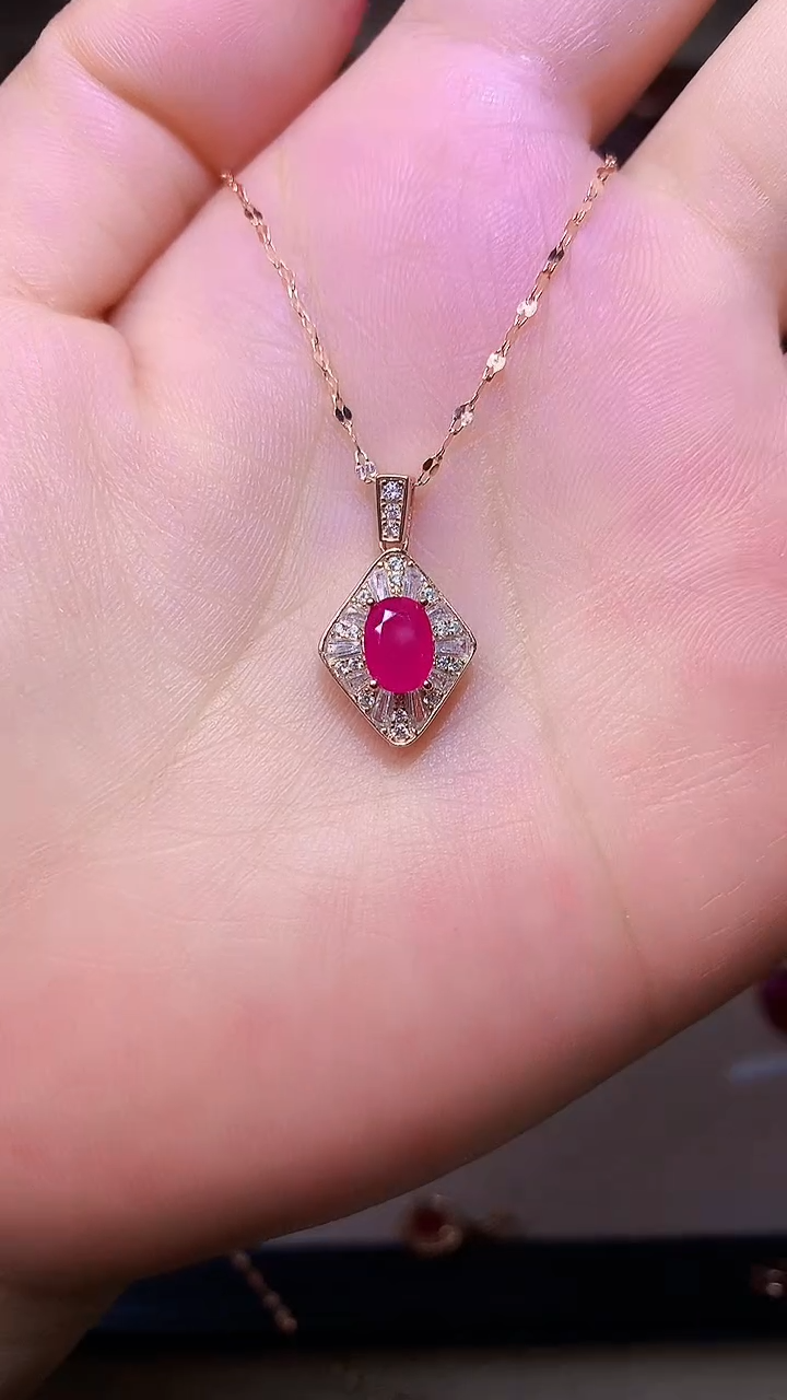 【闪购商品】红宝石吊坠(赠链)银S925镶嵌000