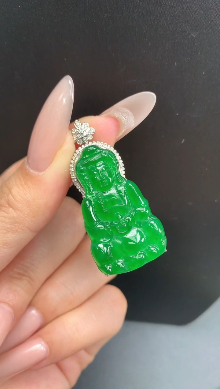 【闪购商品】翡翠颈饰18K金镶嵌观音1282