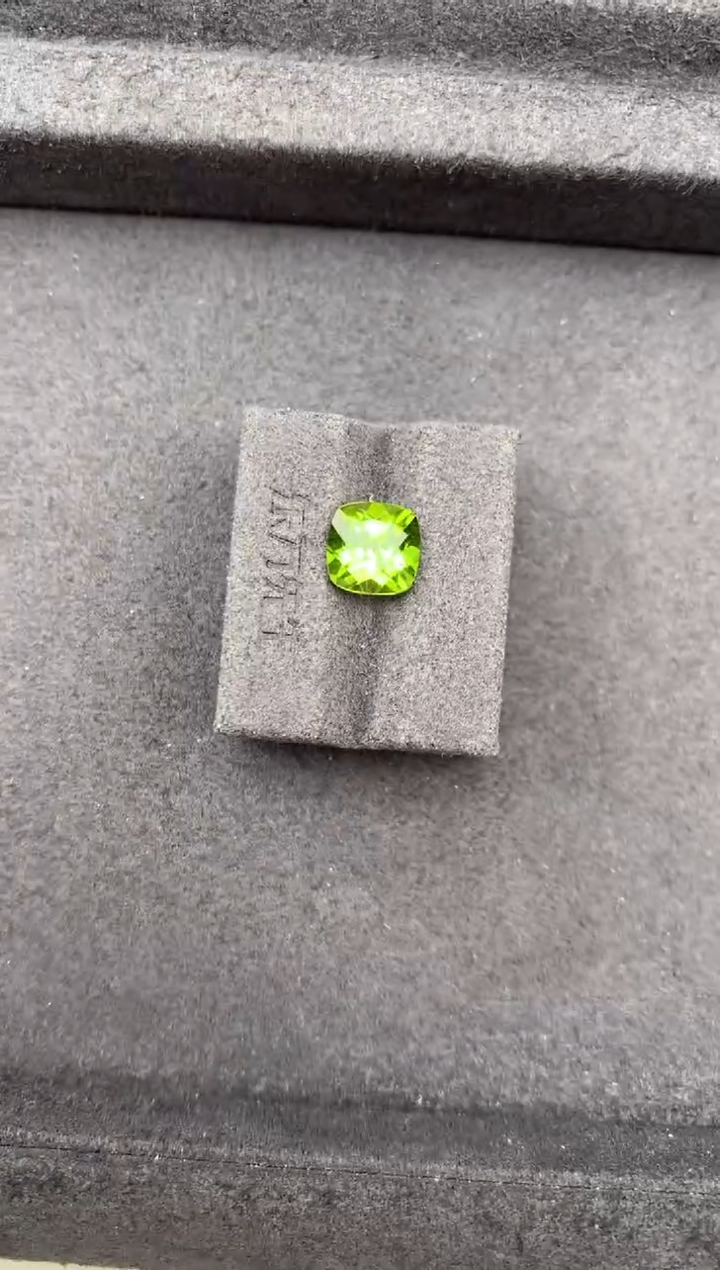 未镶嵌裸石橄榄石2.6ct橄榄石 定制 GE