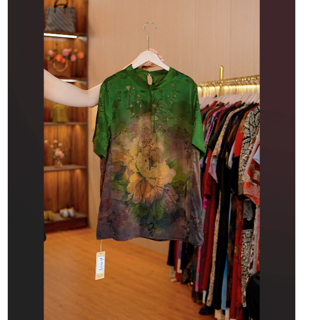 5-002-33新款时尚印花小衫FL