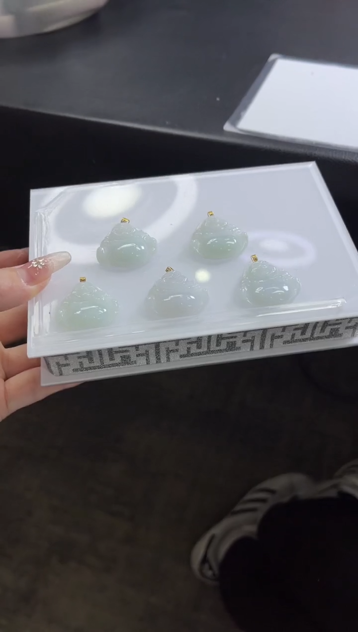 【闪购商品】翡翠颈饰18K金镶嵌C73多样性发一件/配绳子