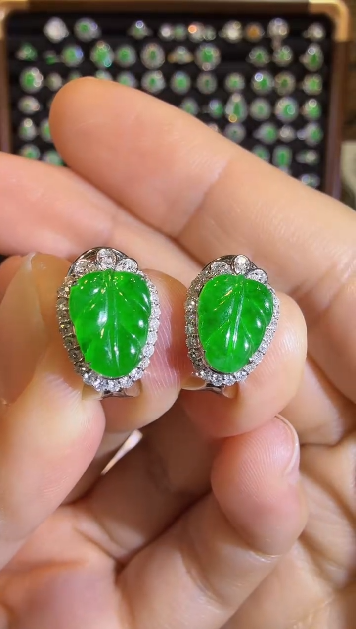 【闪购商品】翡翠耳饰18K金镶嵌满绿树叶耳夹
