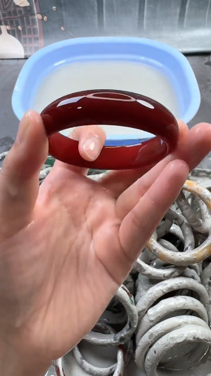 【闪购商品】石英质玉手镯未镶嵌10