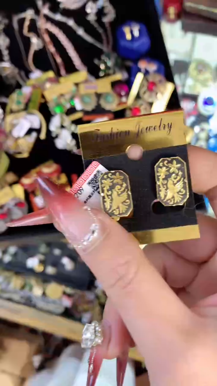 【闪购商品】瓷片楚楚中古珠宝甄选不退换