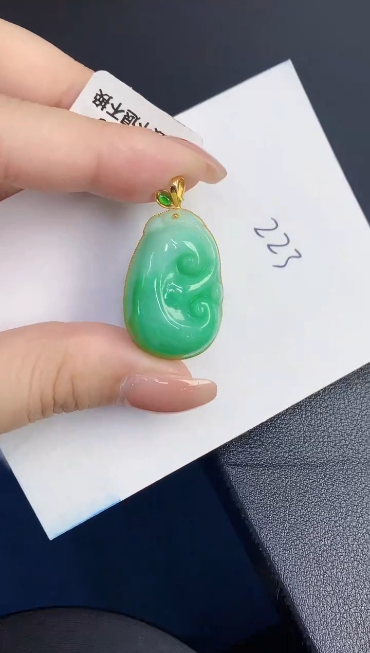 【闪购商品】翡翠颈饰18K金镶嵌0000000000