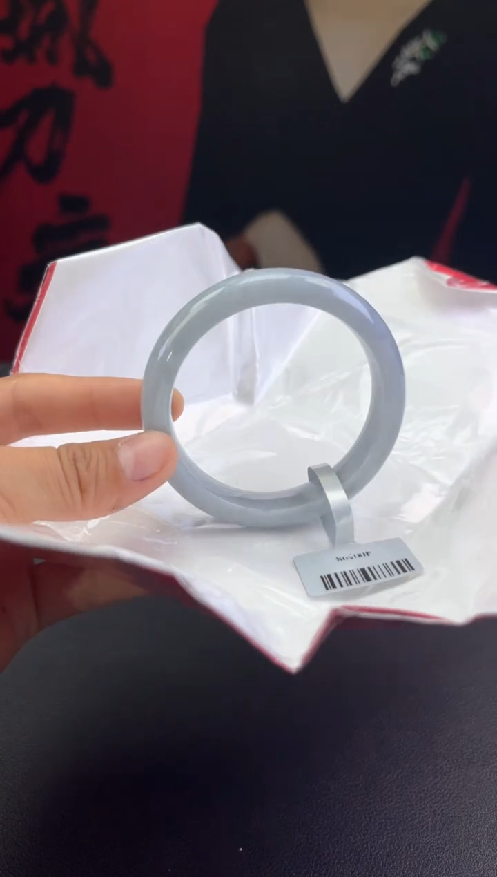 【闪购商品】翡翠手镯未镶嵌翡翠手镯6
