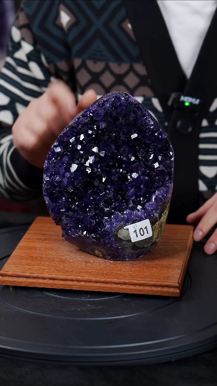 【闪购商品】紫晶大型摆件（非配饰）未镶嵌水晶