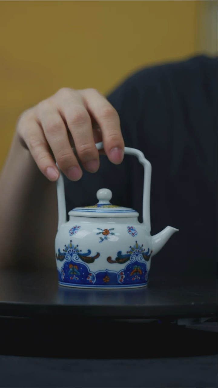 摆件景德镇的精美瓷器
