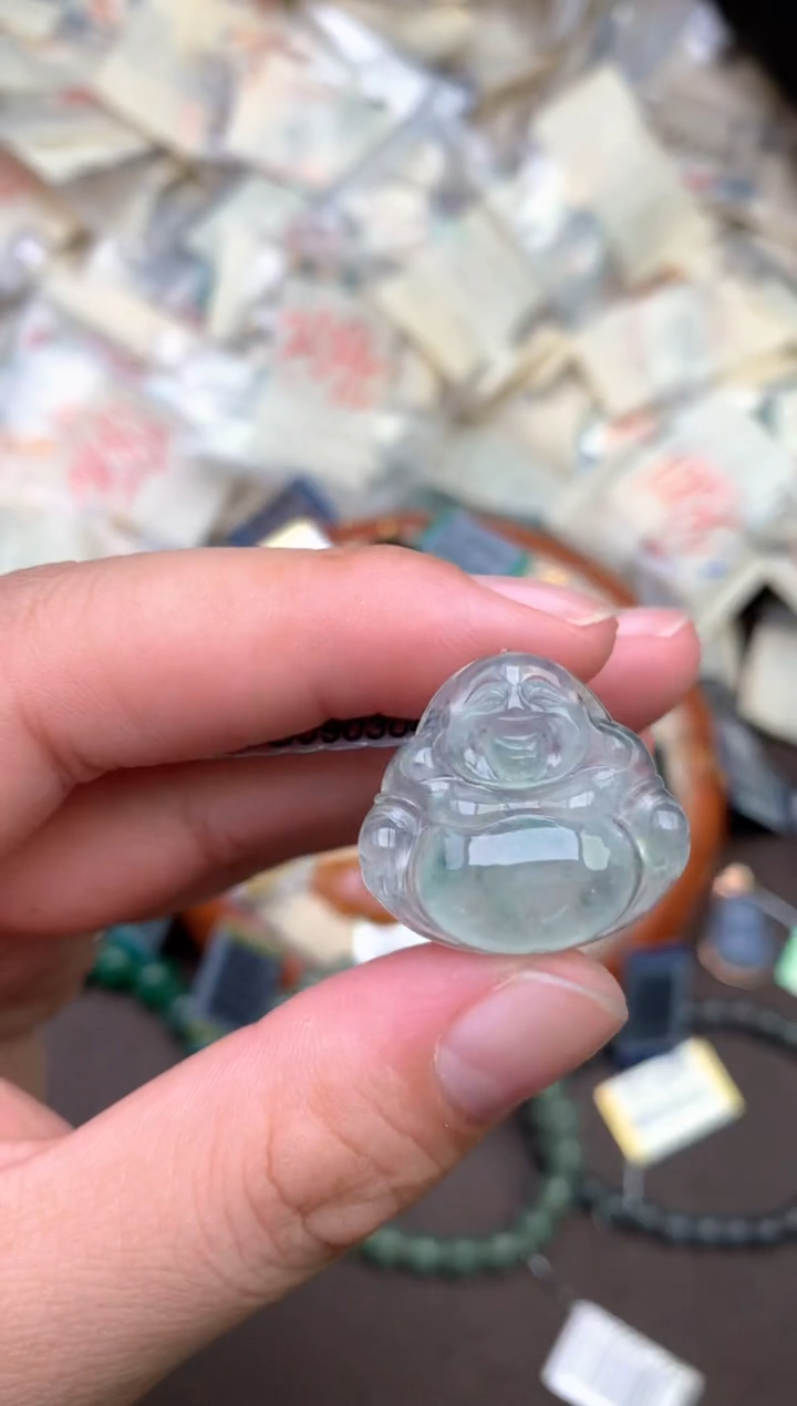 未镶嵌挂件翡翠— 