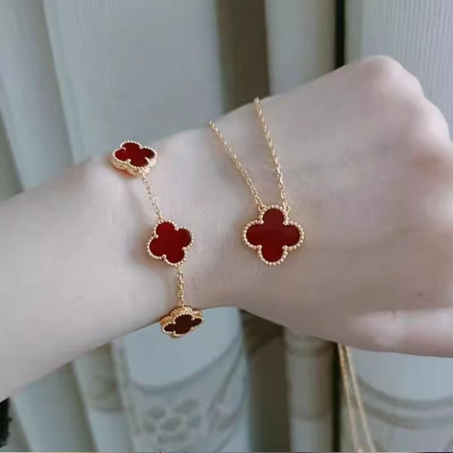 合金项链 五朵花项链+手链