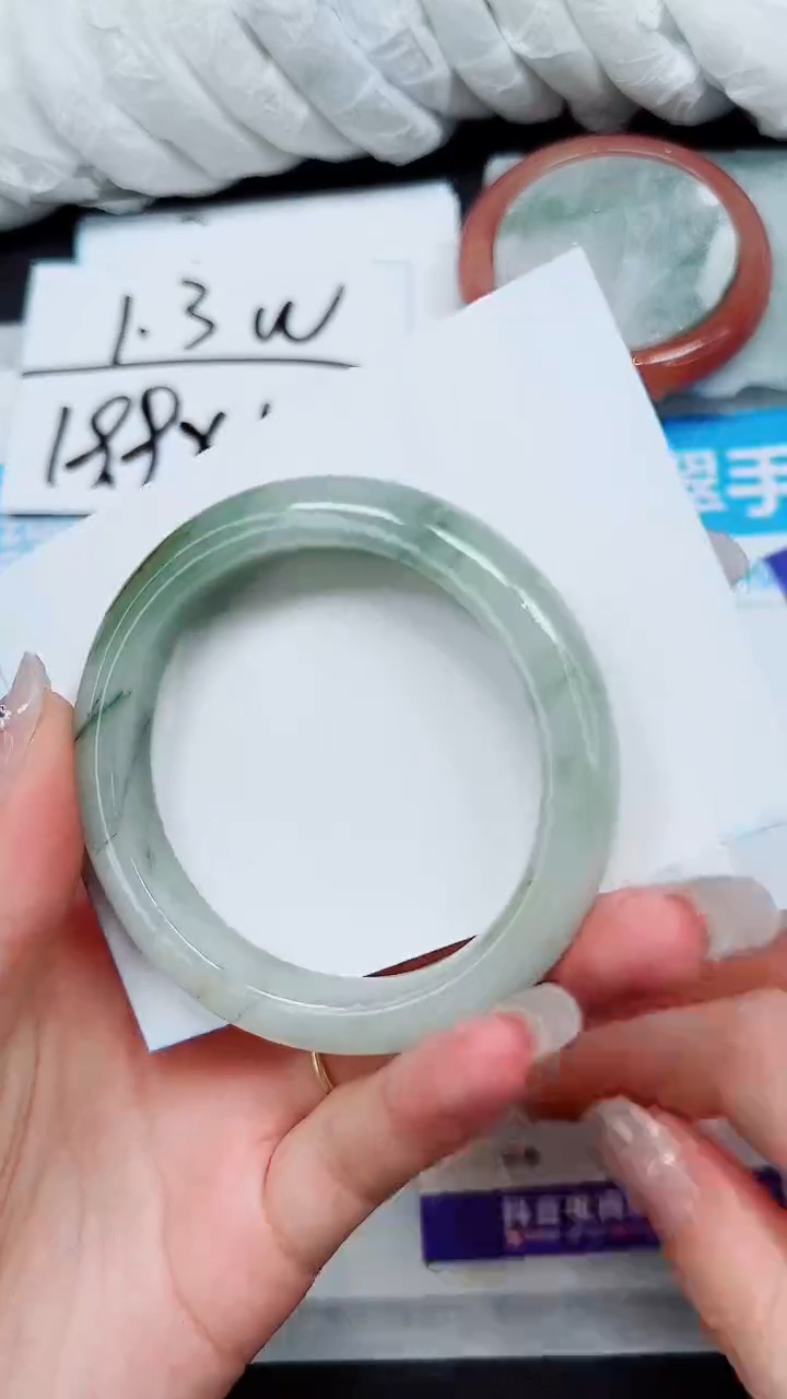 【闪购商品】石英质玉手镯未镶嵌S135-53/54