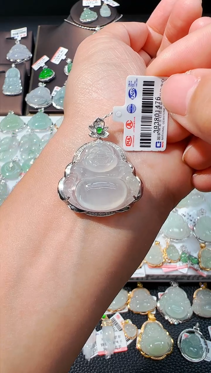 吊坠(不含链)18K金镶嵌翡翠佛公吊坠1476