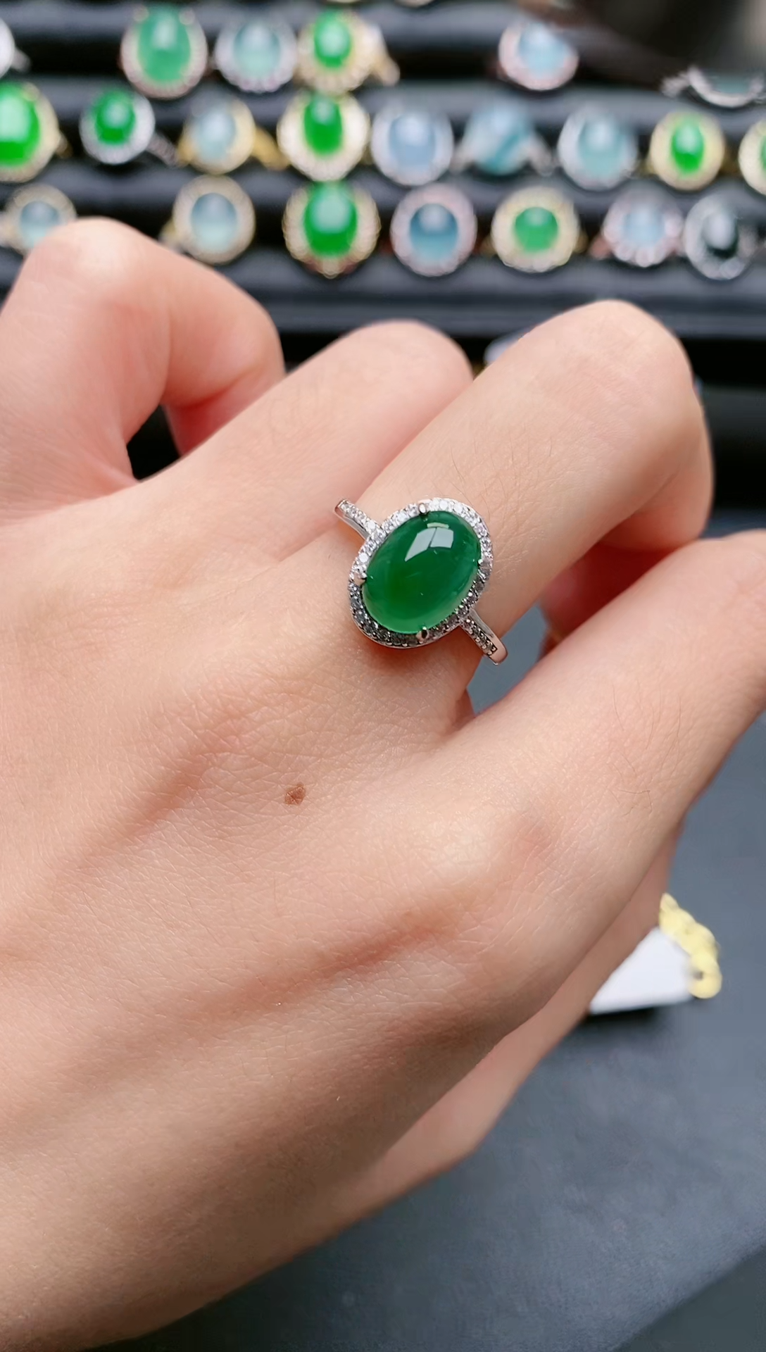 【闪购商品】翡翠戒指银S925镶嵌11111