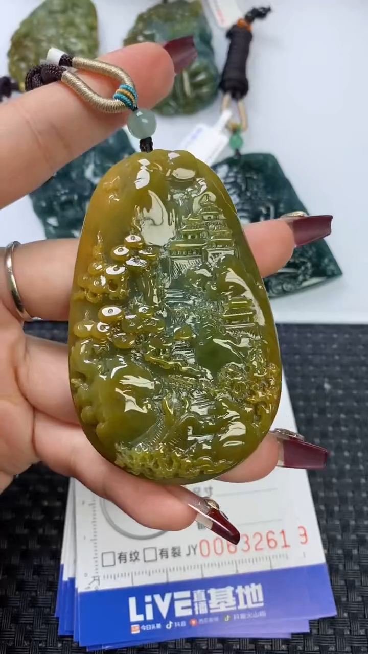 【闪购商品】翡翠颈饰未镶嵌1111111111111111