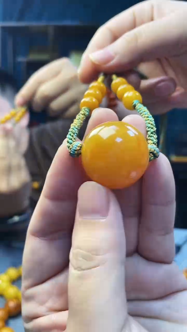 琥珀颈饰未镶嵌蜜蜡圆珠项链