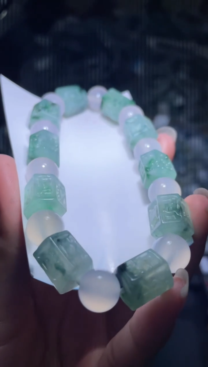 未镶嵌定制翡翠天然缅甸翡翠手串24