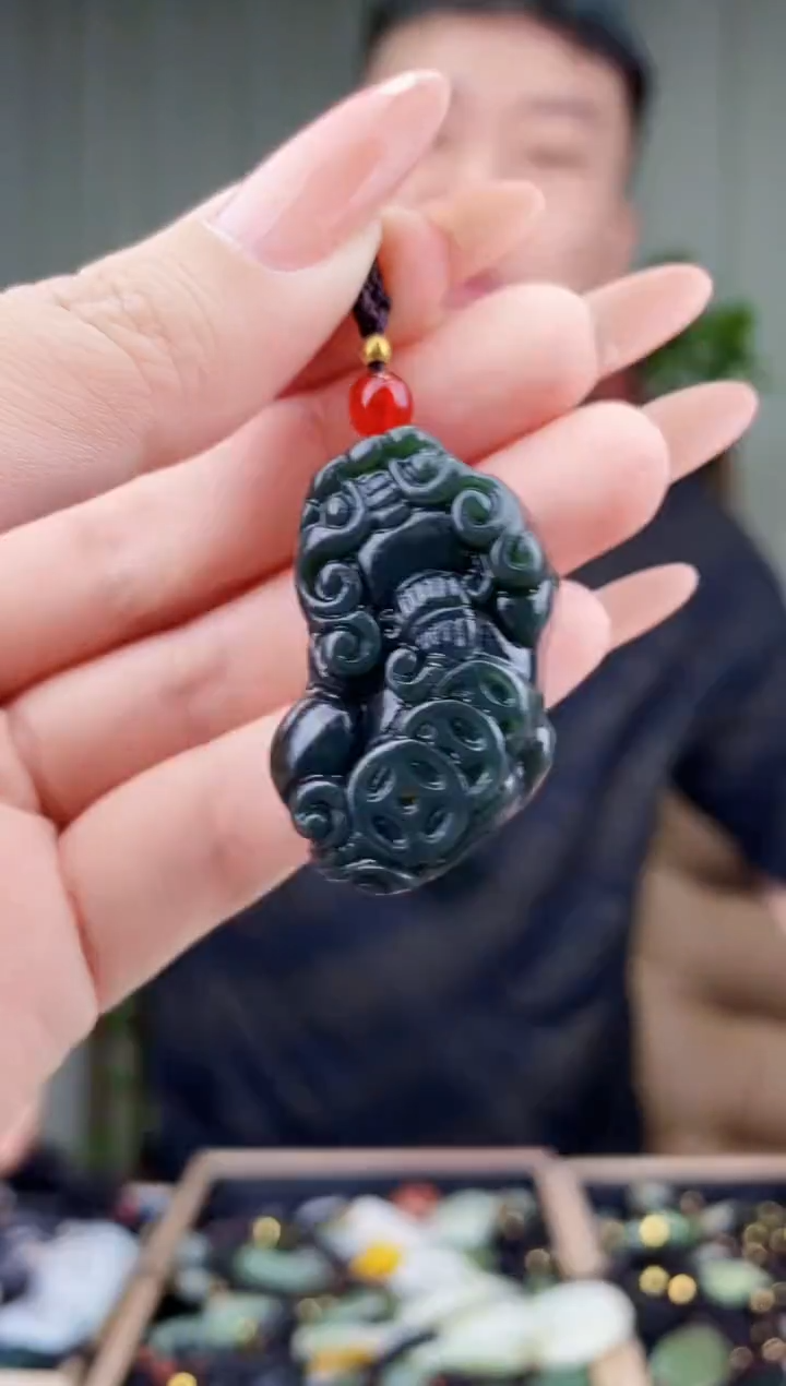 未镶嵌和田玉挂件拍一发一，多样性发货！