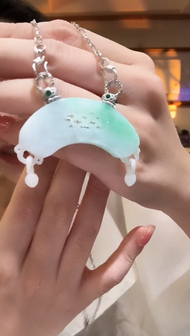 颈饰未镶嵌翡翠国风