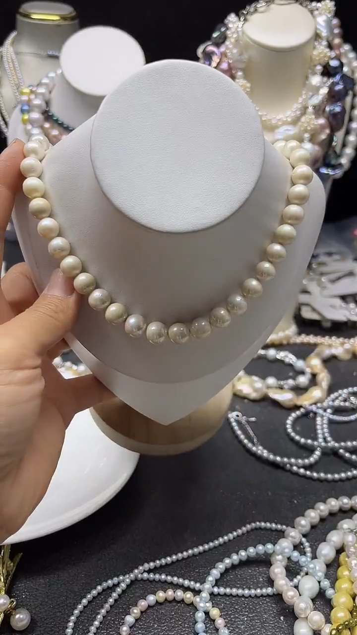 颈饰未镶嵌淡水珍珠多人