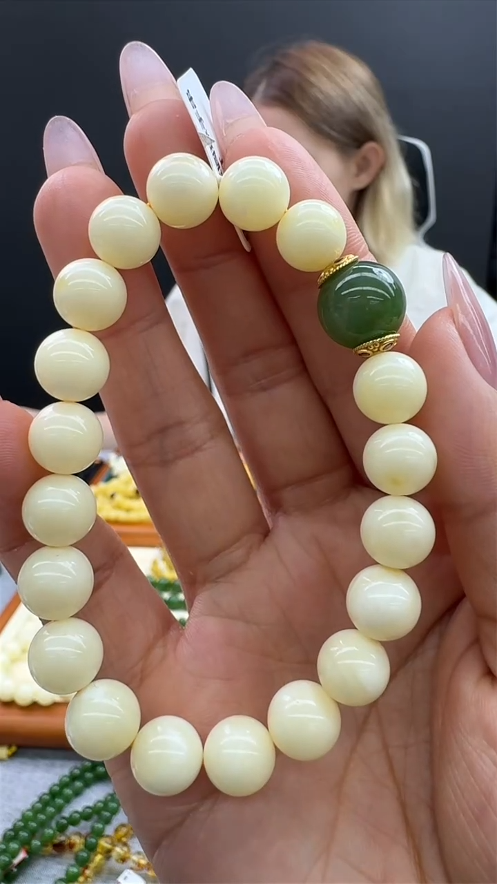 【闪购商品】琥珀手链未镶嵌559秒拍号