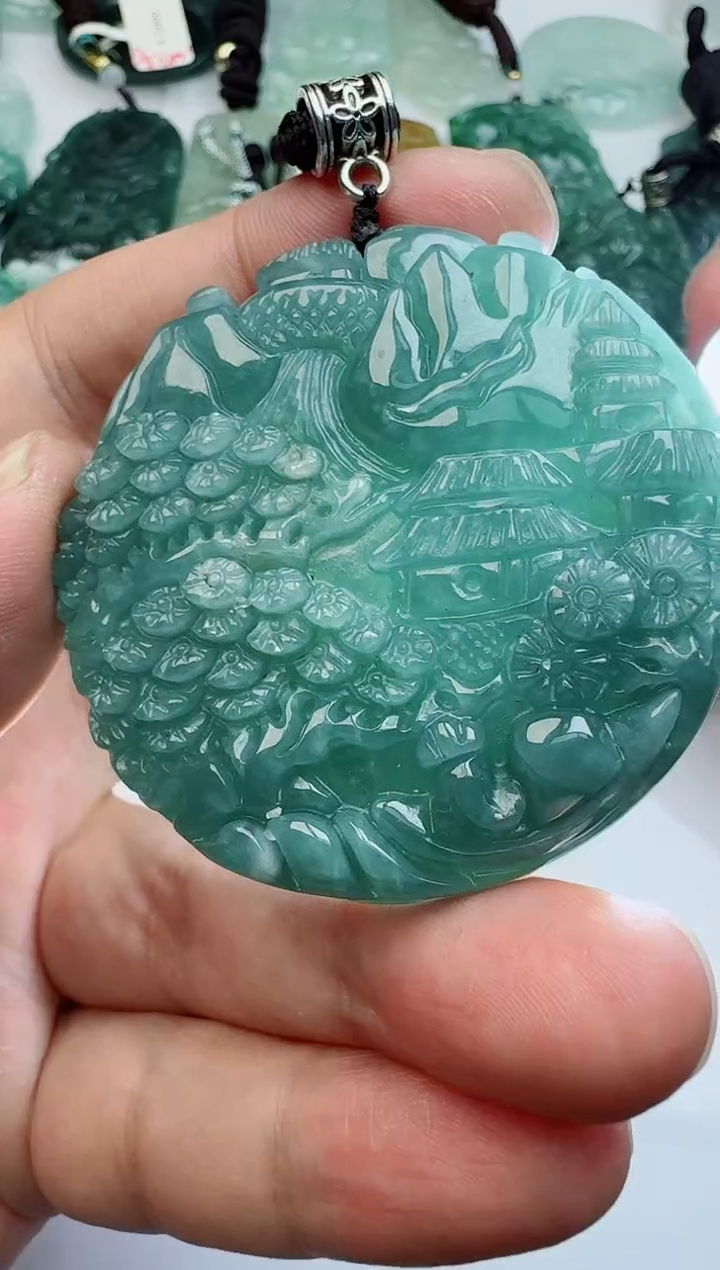 【闪购商品】翡翠颈饰未镶嵌多样性随机发其一