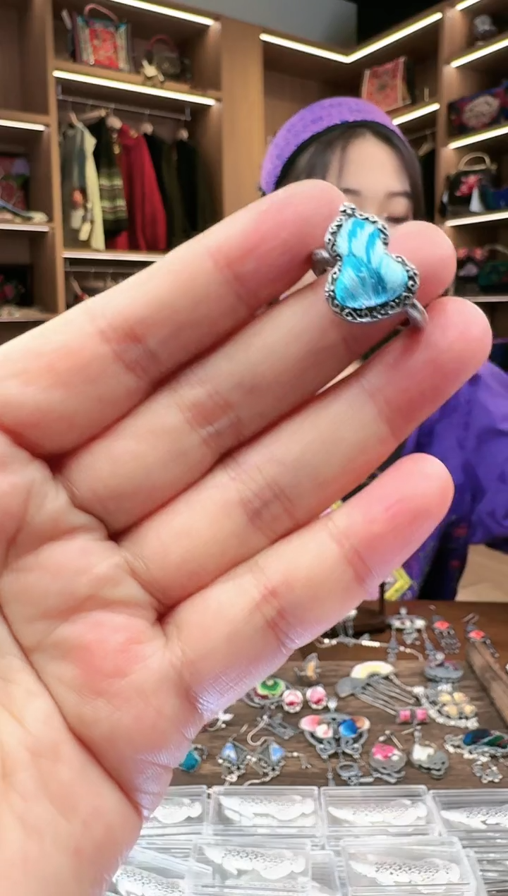 【闪购商品】织绣256黔东南苗族刺绣