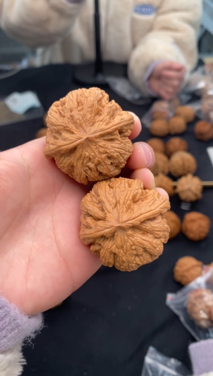 【闪购商品】文玩核桃把件肉球筋42-t918