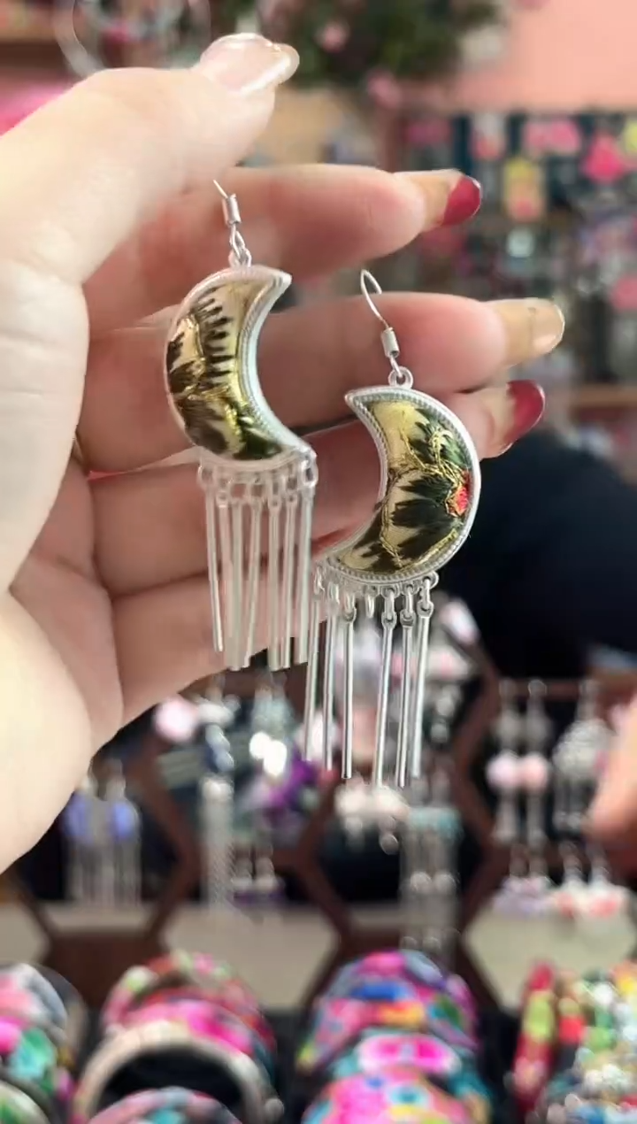 Y****?艺枝独绣手工饰品188