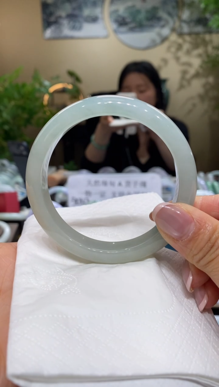 【闪购商品】翡翠手镯未镶嵌翡翠