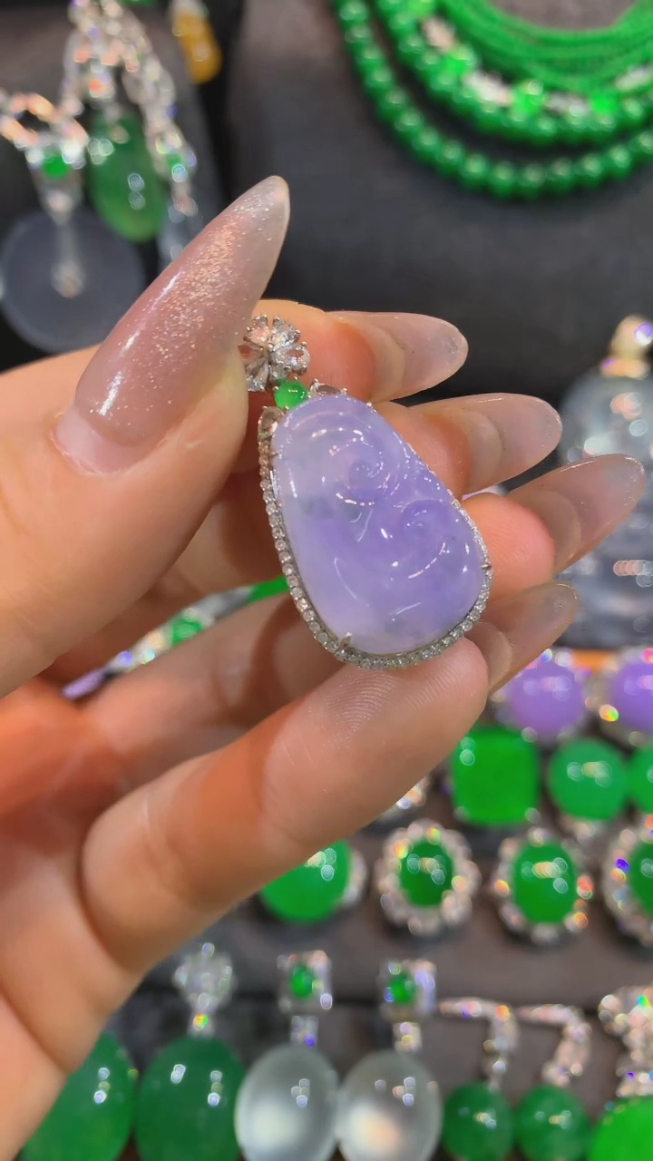 【闪购商品】翡翠吊坠(不含链)18K金镶嵌吊坠