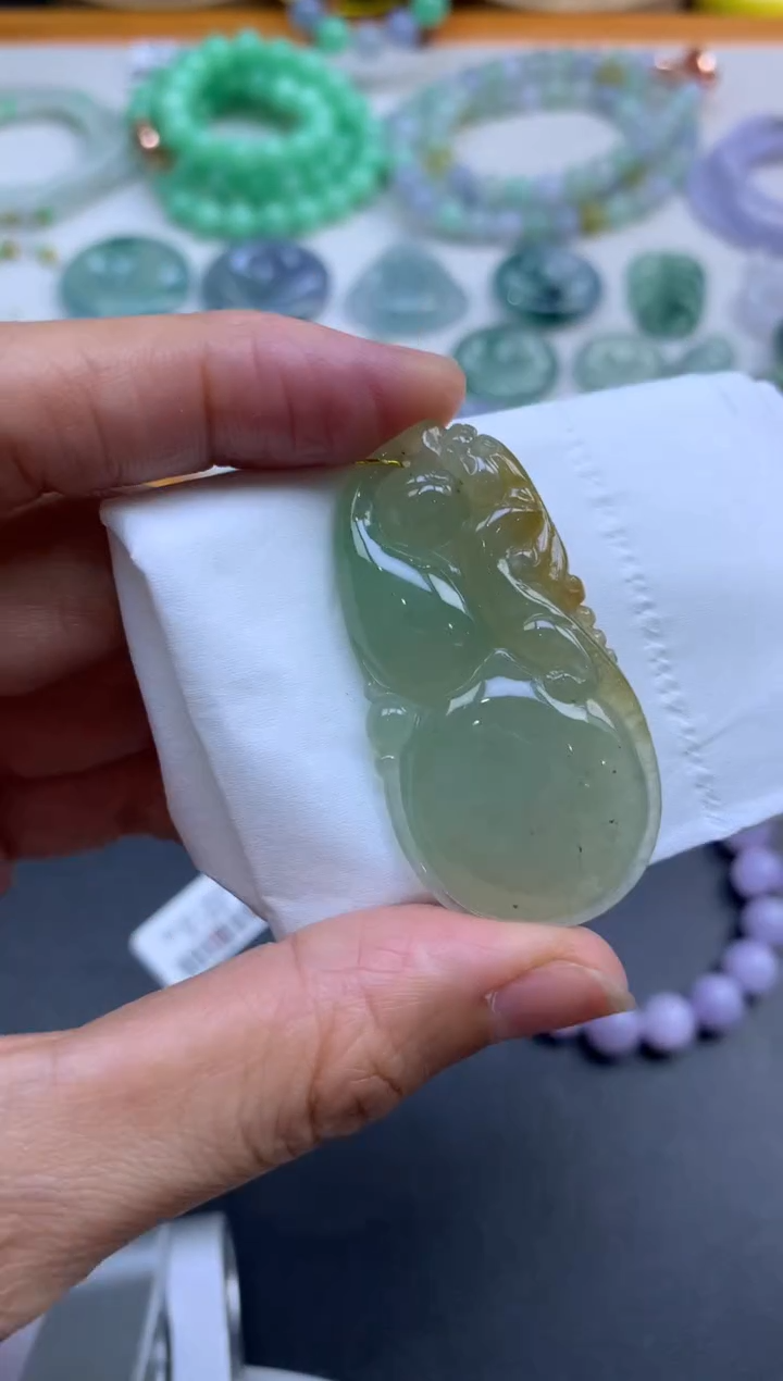 定制翡翠未镶嵌翡翠