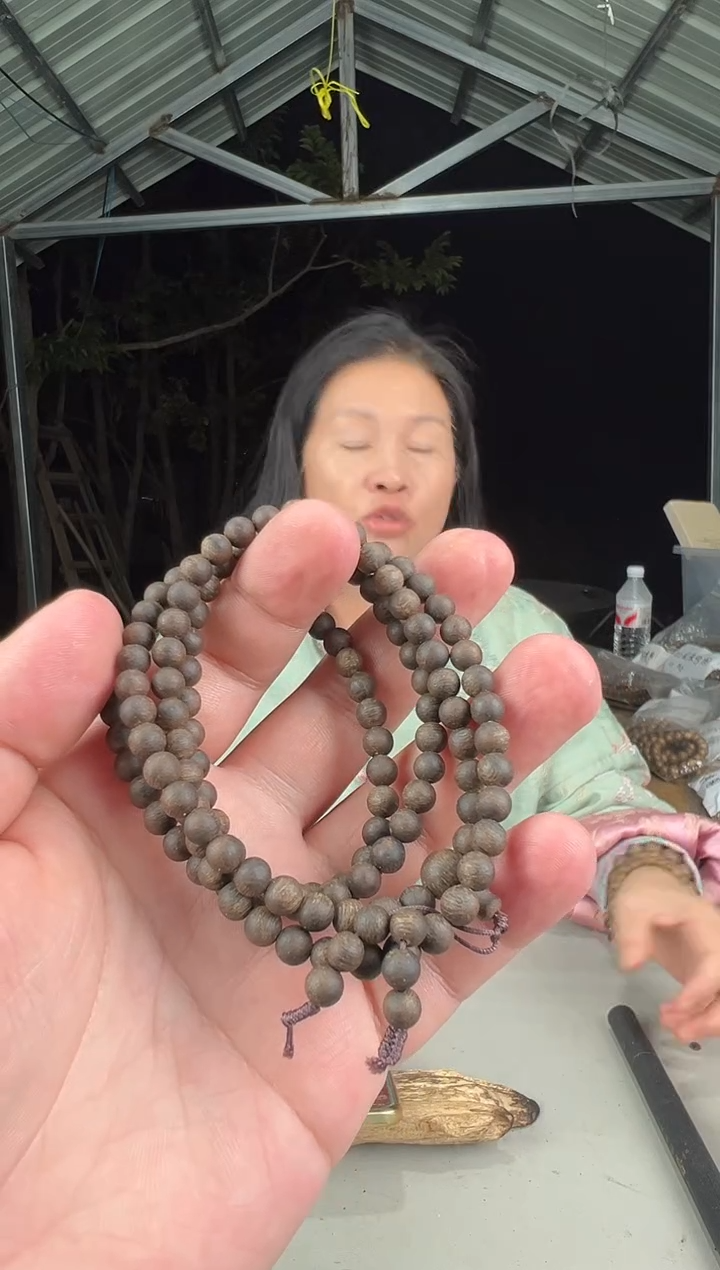 沉香沉香碎屑莺歌绿沉水05多圈圆珠多样性发1